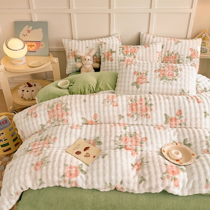 91家纺网 家纺一手货源 找家纺 金喜 2024新款牛奶绒印花泡泡四件套 泡泡牛奶绒-花仙子