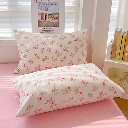 91家纺网 家纺一手货源 找家纺 （总）卡普家居 2025新款法式全棉小香风碎花单枕套-实景拍摄