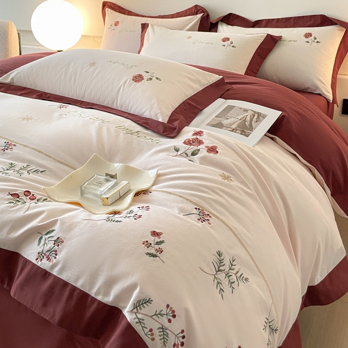 91家纺网 家纺一手货源 找家纺 遇见家居生活馆 2024新款A类全棉磨毛刺绣四件套-丽莎 丽莎-洛可红