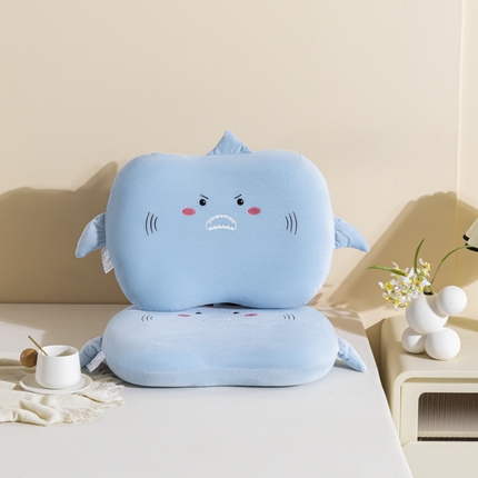 91家纺网 家纺一手货源 找家纺 （总）麦肯锡 2024新款舒柔卡通猫肚枕枕头枕芯