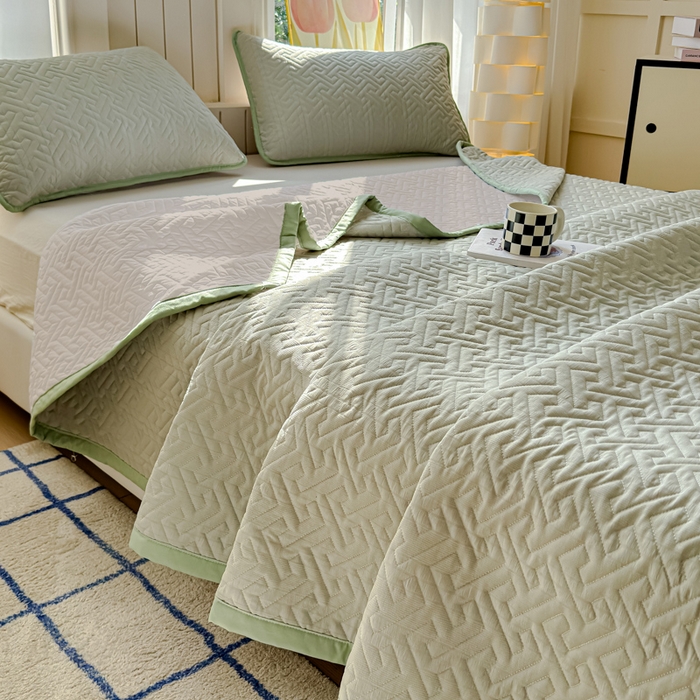 91家纺网 家纺一手货源 找家纺 芯元素 2024新款云纱棉床盖三件套 青草绿