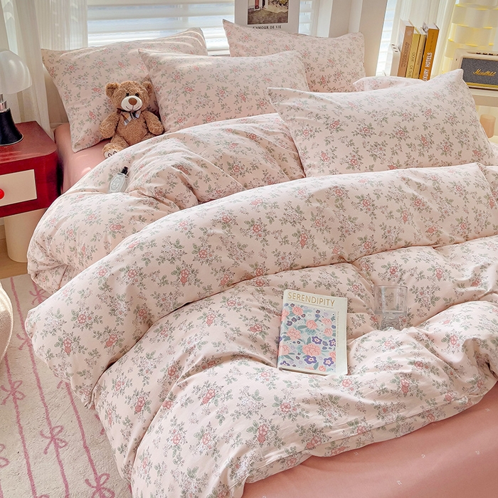 91家纺网 家纺一手货源 找家纺 卡普家居 2025新款法式全棉小香风碎花四件套-实景拍摄 花缇-粉