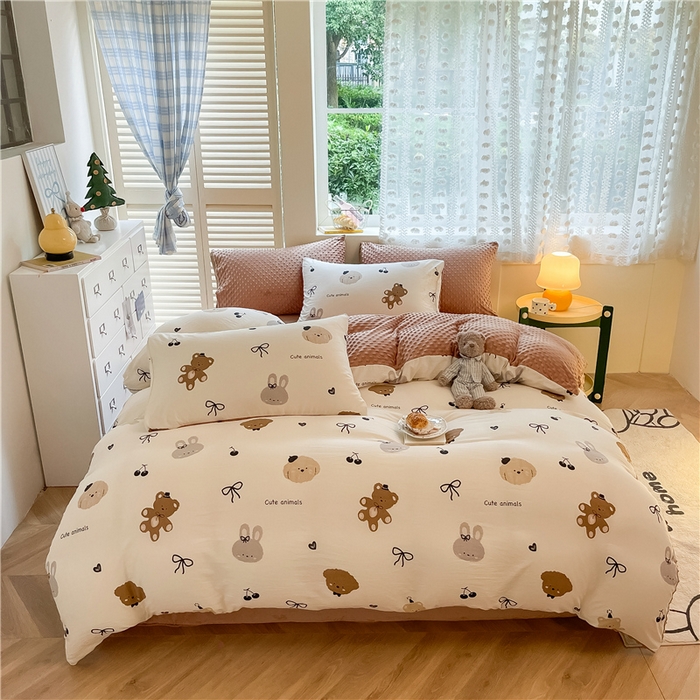 91家纺网 家纺一手货源 找家纺 佰亿莱 2024新款豆豆绒四件套 咖啡小熊