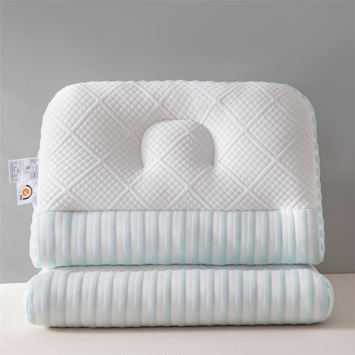 91家纺网 家纺一手货源 找家纺 大熊枕芯 2024新款情侣款刺绣牵引枕枕头枕芯 蓝色低枕一对