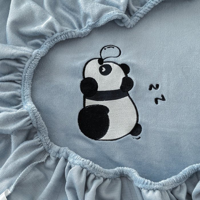 91家纺网 家纺一手货源 找家纺 梵克保罗 2024新款秋冬新款保暖加厚纯色牛奶绒泡泡熊刺绣单品单床笠 泡泡熊-淡蓝