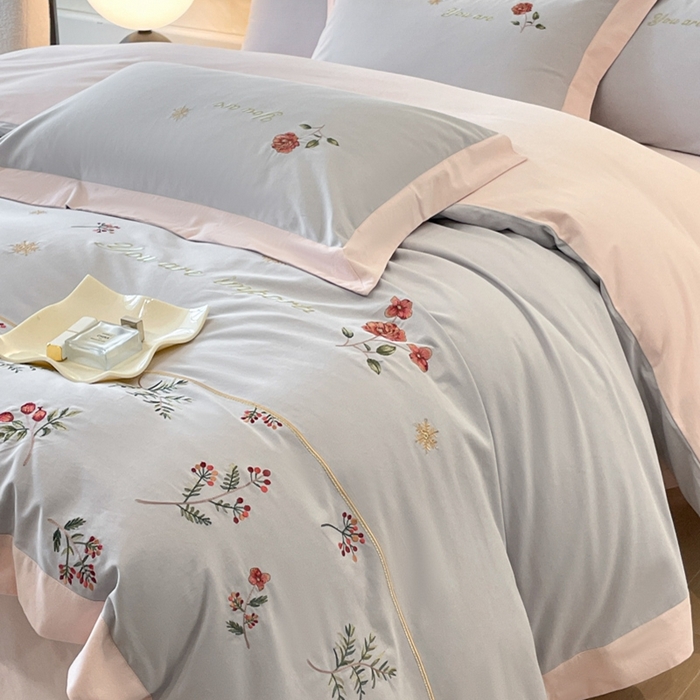 91家纺网 家纺一手货源 找家纺 遇见家居生活馆 2024新款A类全棉磨毛刺绣四件套-丽莎 丽莎-淡雅灰