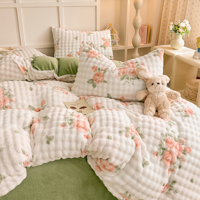 91家纺网 家纺一手货源 找家纺 金喜 2024新款牛奶绒印花泡泡四件套 泡泡牛奶绒-花仙子