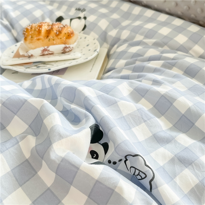 91家纺网 家纺一手货源 找家纺 佰亿莱 2024新款豆豆绒四件套 蓝格熊猫-灰