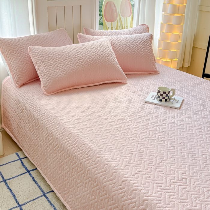 91家纺网 家纺一手货源 找家纺 芯元素 2024新款云纱棉床盖三件套 樱花粉