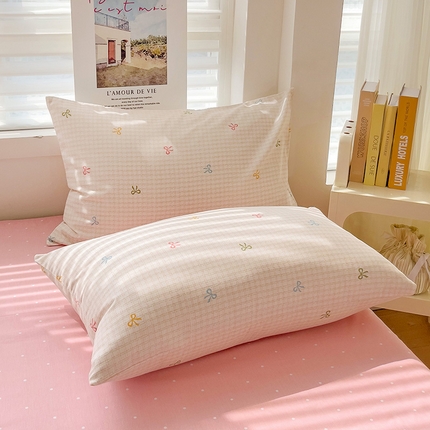 91家纺网 家纺一手货源 找家纺 （总）卡普家居 2025新款法式全棉小香风碎花单枕套-实景拍摄