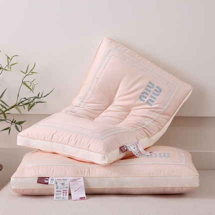 91家纺网 家纺一手货源 找家纺 （总）赛格时代家居 2024新款定型护颈舒适枕枕头枕芯- miumiu粉