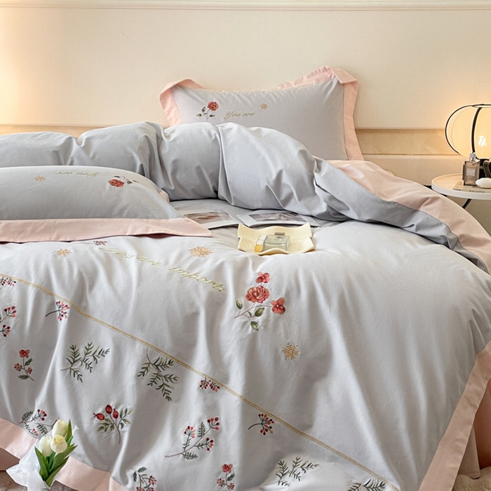 91家纺网 家纺一手货源 找家纺 遇见家居生活馆 2024新款A类全棉磨毛刺绣四件套-丽莎 丽莎-淡雅灰