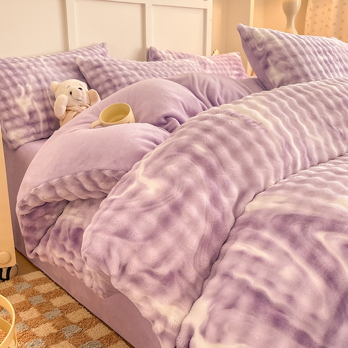 91家纺网 家纺一手货源 找家纺 金喜 2024新款牛奶绒印花泡泡四件套 泡泡牛奶绒-炫彩紫