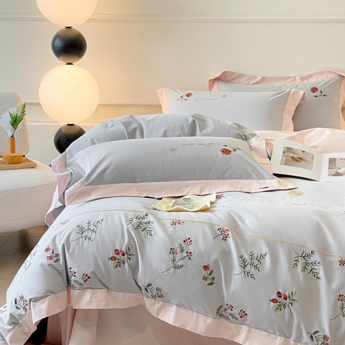 91家纺网 家纺一手货源 找家纺 遇见家居生活馆 2024新款A类全棉磨毛刺绣四件套-丽莎 丽莎-淡雅灰