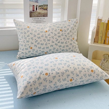 91家纺网 家纺一手货源 找家纺 （总）卡普家居 2025新款法式全棉小香风碎花单枕套-实景拍摄