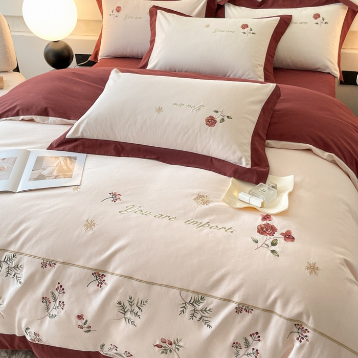 91家纺网 家纺一手货源 找家纺 遇见家居生活馆 2024新款A类全棉磨毛刺绣四件套-丽莎 丽莎-洛可红