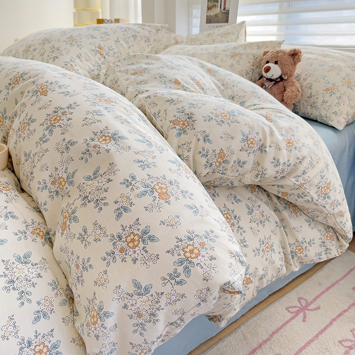 91家纺网 家纺一手货源 找家纺 卡普家居 2025新款法式全棉小香风碎花四件套-实景拍摄 花缇-米