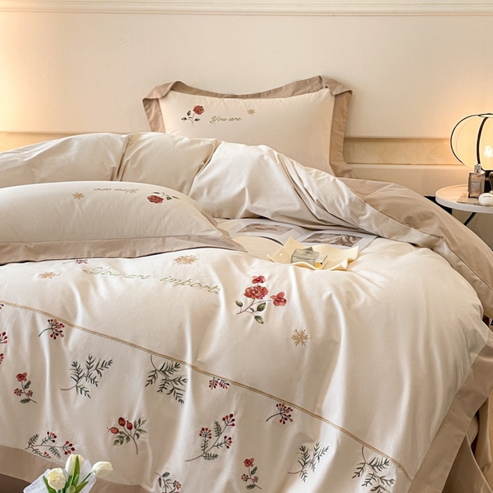 91家纺网 家纺一手货源 找家纺 遇见家居生活馆 2024新款A类全棉磨毛刺绣四件套-丽莎 丽莎-杏驼色