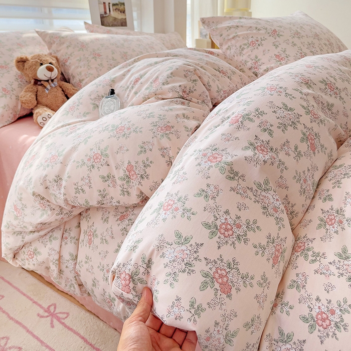 91家纺网 家纺一手货源 找家纺 卡普家居 2025新款法式全棉小香风碎花四件套-实景拍摄 花缇-粉