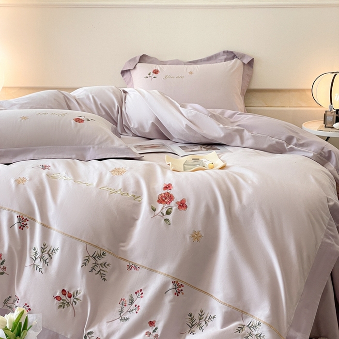 91家纺网 家纺一手货源 找家纺 遇见家居生活馆 2024新款A类全棉磨毛刺绣四件套-丽莎 丽莎-漫漫紫