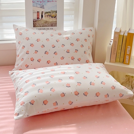 91家纺网 家纺一手货源 找家纺 （总）卡普家居 2025新款法式全棉小香风碎花单枕套-实景拍摄