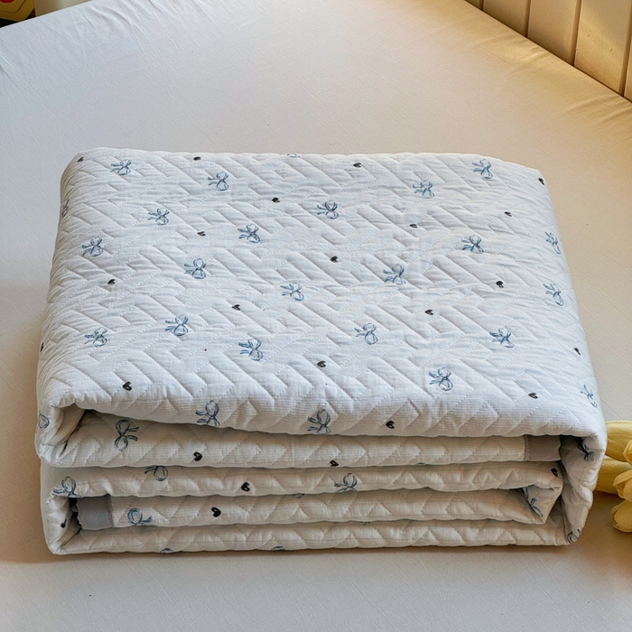 91家纺网 家纺一手货源 找家纺 芯元素 2024新款云纱棉床盖三件套 甜心兰