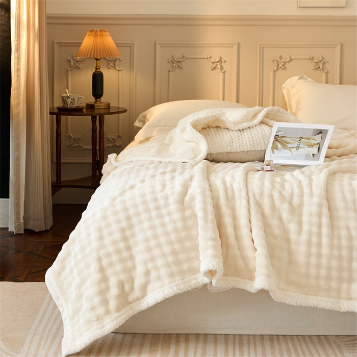 91家纺网 家纺一手货源 找家纺 金喜 2024新款牛奶绒泡泡毯子家用毛毯 牛奶绒泡泡毯-白