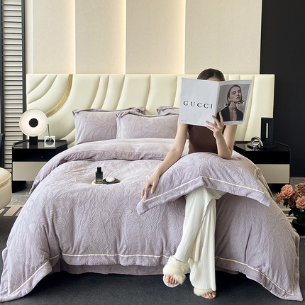 91家纺网 家纺一手货源 找家纺 （总）大米家居 2024新款雕花绒四件套--春屿系列