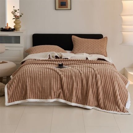 金喜 2024新款立体抽条提花双面绒毯多用途毛毯办公室午睡毯家用毛毯被  驼色