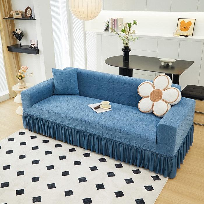 91家纺网 家纺一手货源 找家纺 丝绮鹿 2024新款雕花绒沙发套玉叶裙边款（大三人）玉叶-水蓝