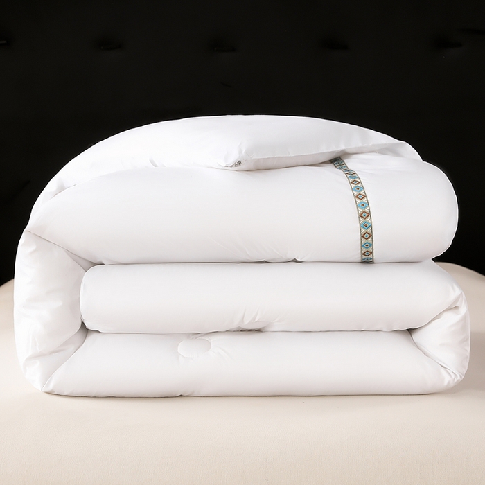 91家纺网 家纺一手货源 找家纺 （总）啊雅家居 2025年新款小织带酒店民宿被芯