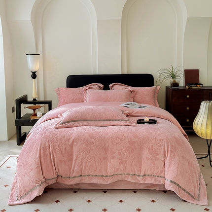 家居1号家纺 2024新款230克牛奶绒四件套-花梦情缘 花梦情缘-公主粉