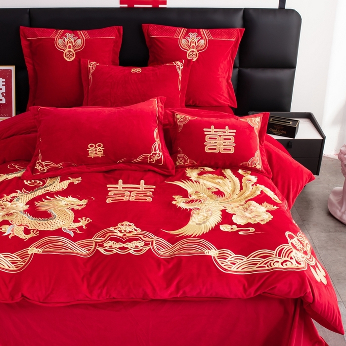 91家纺网 家纺一手货源 找家纺 2025年新款宝宝绒牛奶绒刺绣套件婚庆四件套 盛世龙凤