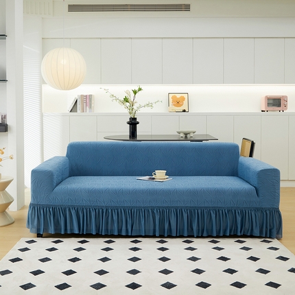 91家纺网 家纺一手货源 找家纺 （总）丝绮鹿 2024新款雕花绒沙发套玉叶裙边款（大三人）