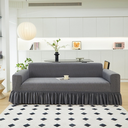 91家纺网 家纺一手货源 找家纺 （总）丝绮鹿 2024新款雕花绒沙发套玉叶裙边款（大三人）