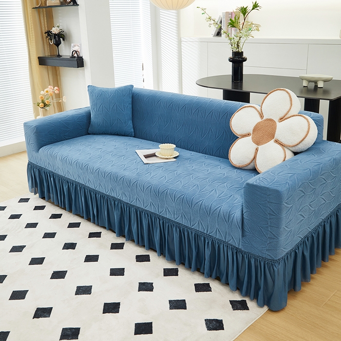 91家纺网 家纺一手货源 找家纺 丝绮鹿 2024新款雕花绒沙发套玉叶裙边款（大三人）玉叶-水蓝