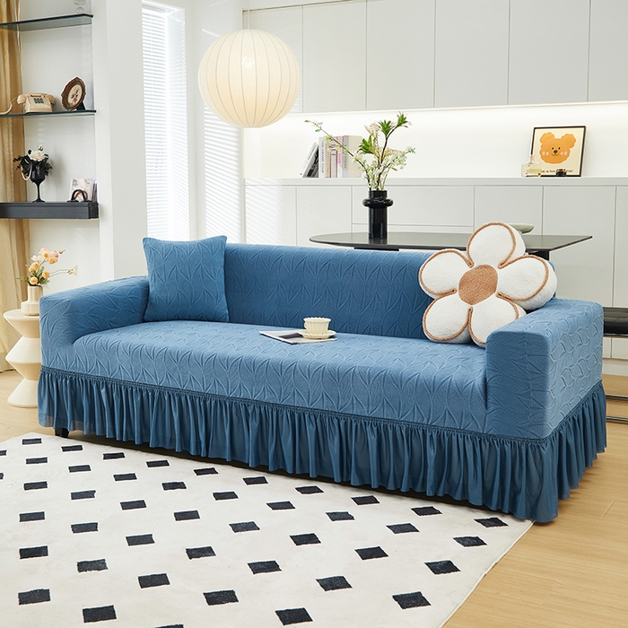 91家纺网 家纺一手货源 找家纺 丝绮鹿 2024新款雕花绒沙发套玉叶裙边款（大三人）玉叶-水蓝