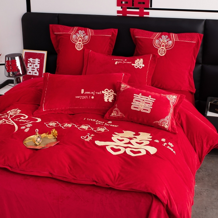 91家纺网 家纺一手货源 找家纺 2025年新款宝宝绒牛奶绒刺绣套件婚庆四件套 幸福美满