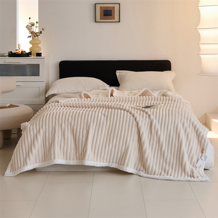 91家纺网 家纺一手货源 找家纺 （总）金喜 2024新款立体抽条提花双面绒毯多用途毛毯办公室午睡毯家用毛毯被 