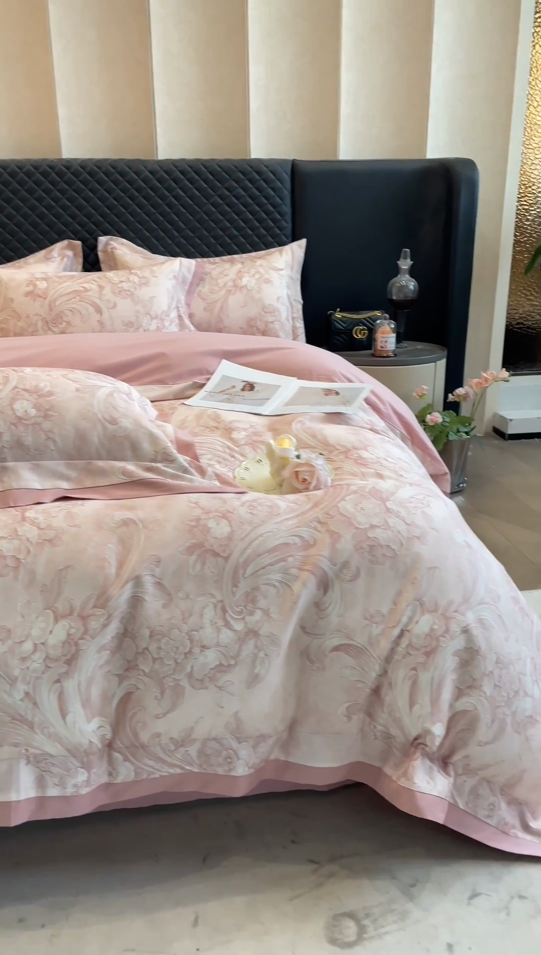 91家纺网 家纺一手货源 找家纺 安妮家居 2024新款A类全棉陶瓷数码印花四件套 和风-粉