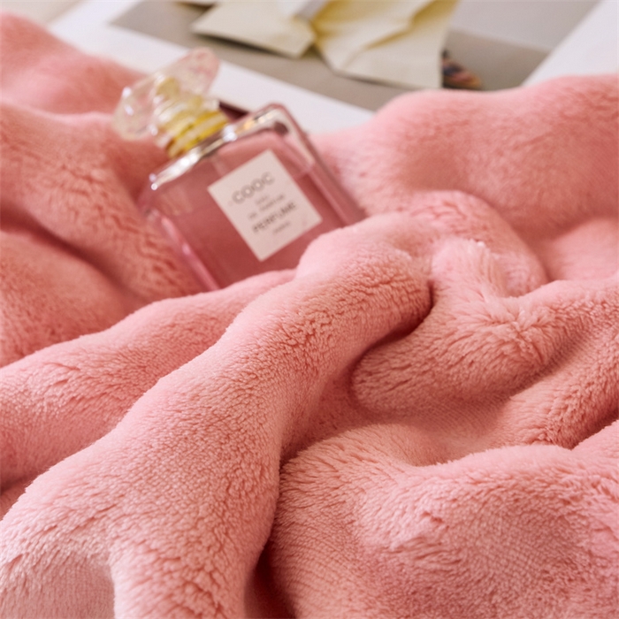 91家纺网 家纺一手货源 找家纺 金喜 2024新款牛奶绒泡泡毯子家用毛毯 牛奶绒泡泡毯-粉