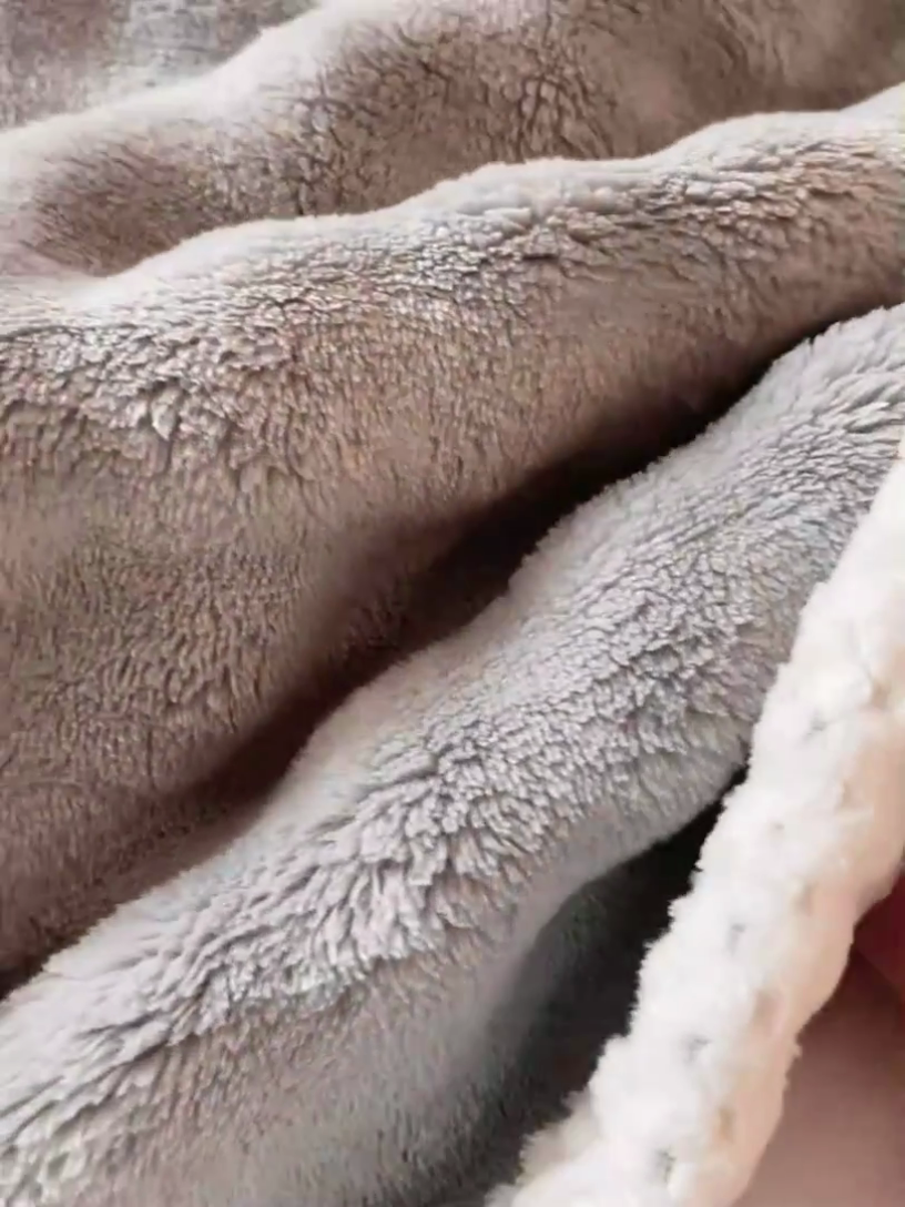 91家纺网 家纺一手货源 找家纺 金喜 2024新款牛奶绒泡泡毯子家用毛毯 牛奶绒泡泡毯-灰