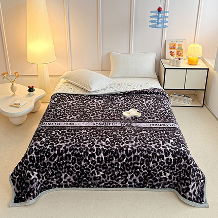 91家纺网 家纺一手货源 找家纺 （总）2025新款高克重牛奶绒印花单床盖