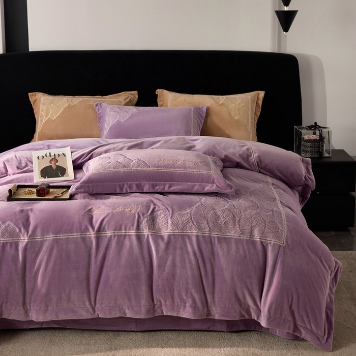 91家纺网 家纺一手货源 找家纺 榻尚家居 2024新款绣花加厚婴肤绒四件套--秋语 秋语 紫