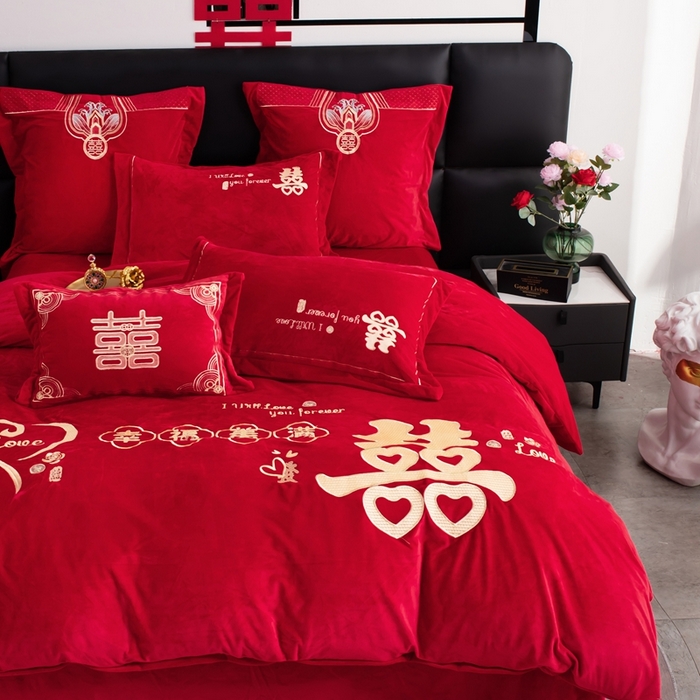 91家纺网 家纺一手货源 找家纺 2025年新款宝宝绒牛奶绒刺绣套件婚庆四件套 幸福美满