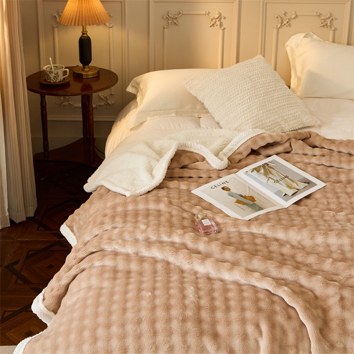 91家纺网 家纺一手货源 找家纺 金喜 2024新款牛奶绒泡泡毯子家用毛毯 牛奶绒泡泡毯-咖