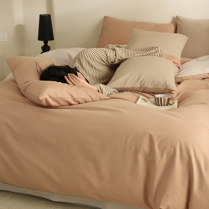 91家纺网 家纺一手货源 找家纺 轩和家居 2024新款50S长绒棉磨毛单被套 焦糖橙+燕麦色