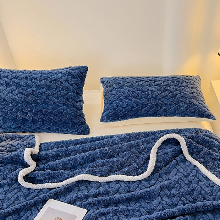 91家纺网 家纺一手货源 找家纺 锦润家纺 2024新款双面塔芙绒枕套一对 塔芙绒-深蓝