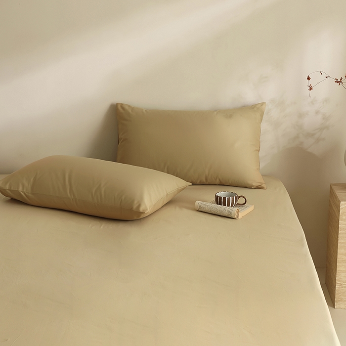 91家纺网 家纺一手货源 找家纺 轩和家居 2024新款50S长绒棉磨毛单枕套 透明黄