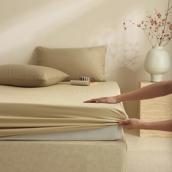 91家纺网 家纺一手货源 找家纺 轩和家居 2024新款50S长绒棉磨毛单床笠 透明黄